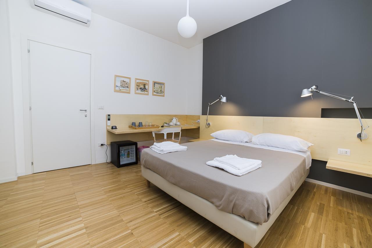 Bed and Breakfast Le Stanze Di Piazza Dei Martiri Nápoles Exterior foto