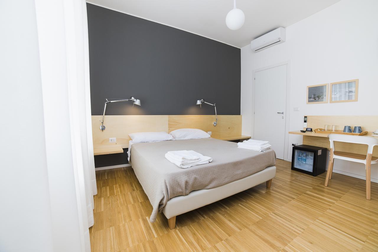 Bed and Breakfast Le Stanze Di Piazza Dei Martiri Nápoles Exterior foto